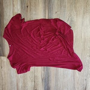 burgundy t shirt tie bottom  mint condition  sz med brand ?